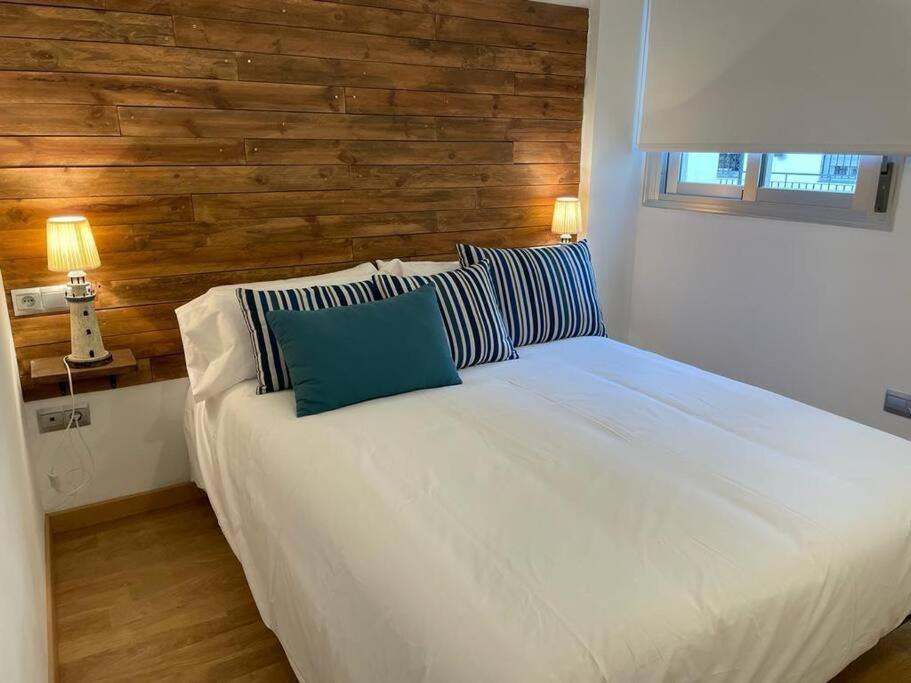 Bonito Apartamento Cerca Del Centro - Trinidad Málaga Dış mekan fotoğraf