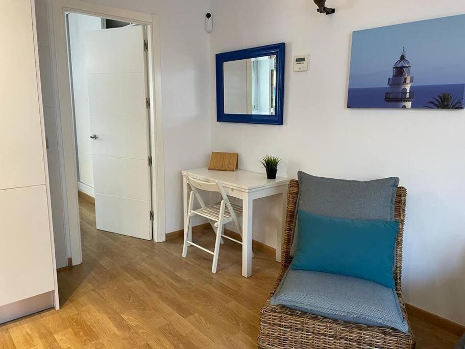 Bonito Apartamento Cerca Del Centro - Trinidad Málaga Dış mekan fotoğraf